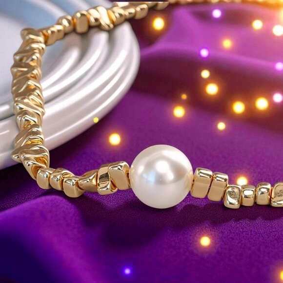 🆕 Chunky Statement Necklace Gold Plated Stainless Steel Crushed Stone Pearl - Picture 1 of 16